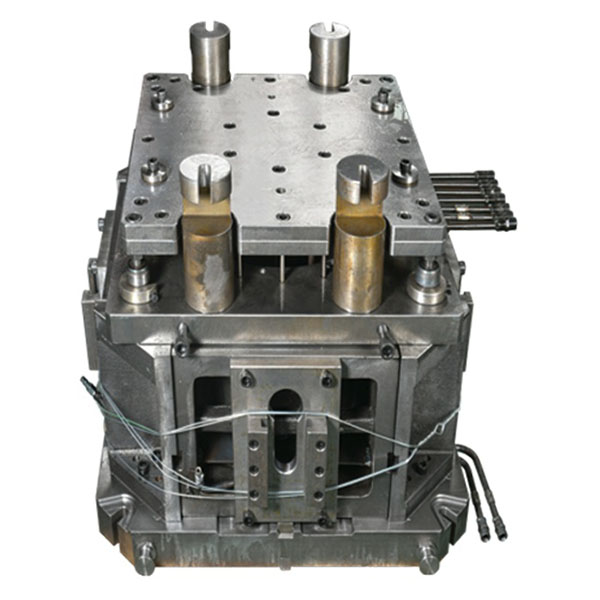 Форма для литья под низким давлением ступицы колеса